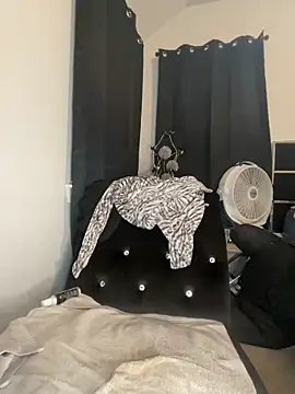 Fifty_Shades_Of_Redd Live XXX-chat