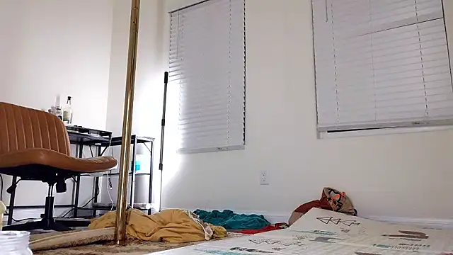 maciixbby Show in webcam