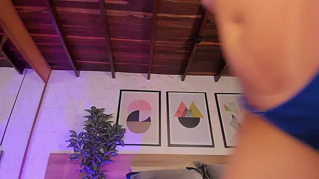 MiaKay1 Live XXX Chat