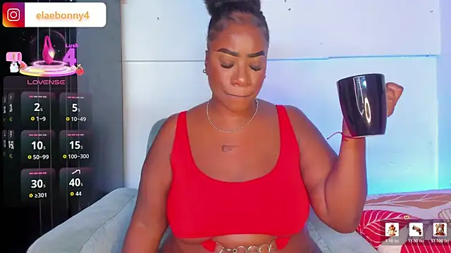 Chat XXX en directo de Keily-w