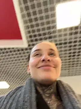 دردشة KishaMur الجنسية المباشرة