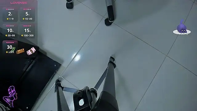 Chatroom XXX en direct de Anita23__