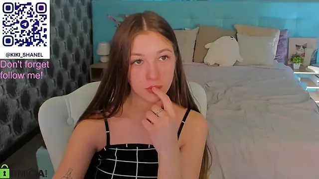 Show modela Miss_Shanel na web-kameri