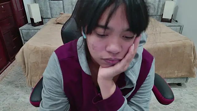 laureentt_'s Live XXX Chat