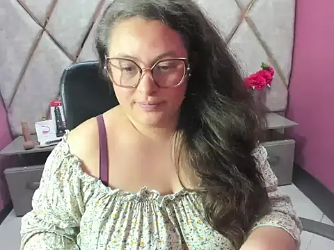 Chat XXX en directo de Sarah_Boobs_