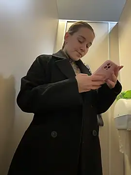 دردشة KishaMur الجنسية المباشرة