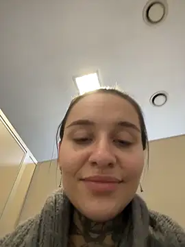 KishaMur Adlı Modelin Canlı XXX Sohbeti