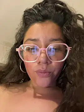 Vivi_Kvsh's Live XXX Chat