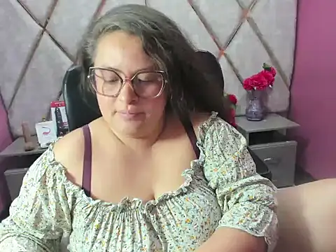 Sarah_Boobs_ Chat XXX live