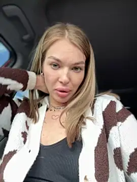 Emma_Catt élő XXX-chatje