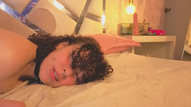 Benny_and_Mark Show in webcam