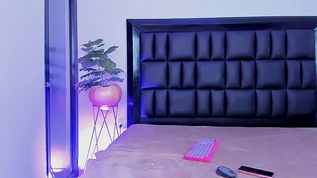 mia_roosee1 Live XXX-Chat