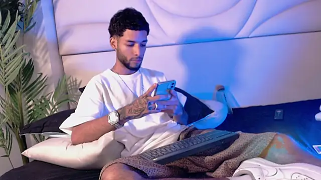 Thiagoferretiのウェブカメラショー