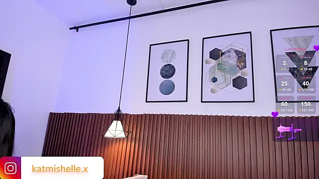 XXX chat uživo modela _mishelle