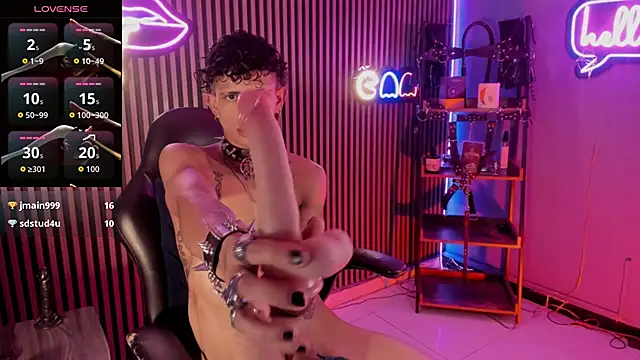 Maximoking26 Adlı Modelin Web Kamerası Şovu