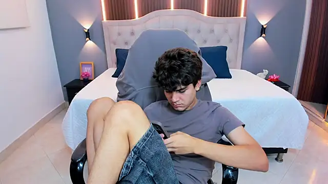 Sembang XXX Secara Langsung Tommy18__