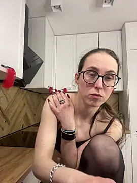 XXX chat uživo modela MartiniiSelenna