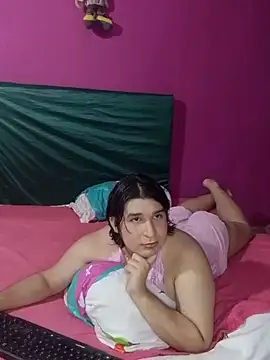 Kaissydoll 在線直播表演