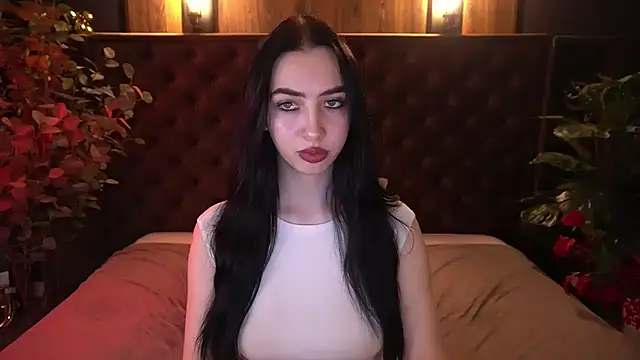 WildKittenX_'s Live XXX Chat