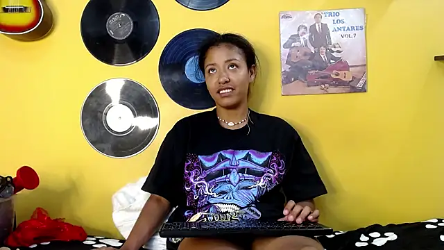 Chat XXX en directo de lilithevil32