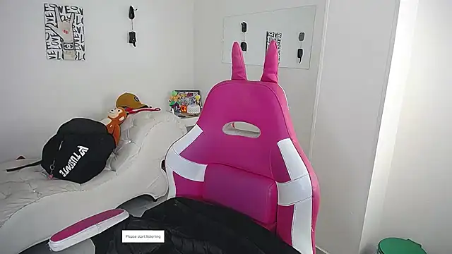 XXX chat uživo modela Leonard_Price