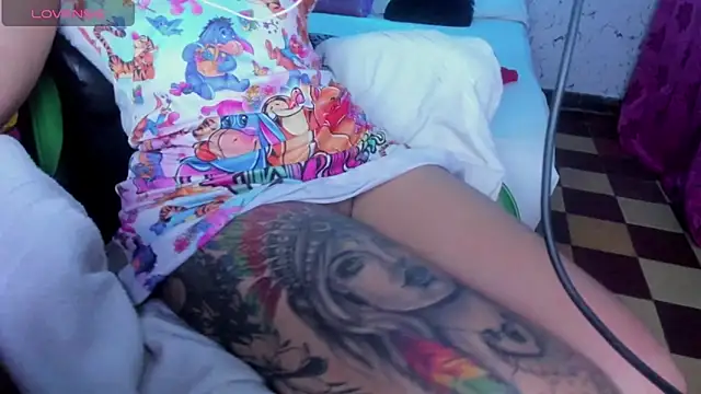 elissa_irisn Live XXX chat