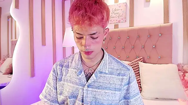 OzorioDanyn Webbikameraesitys