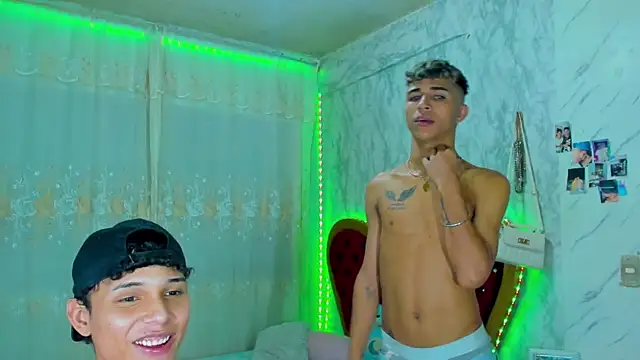 boyswantingplay Pertunjukan Webcam