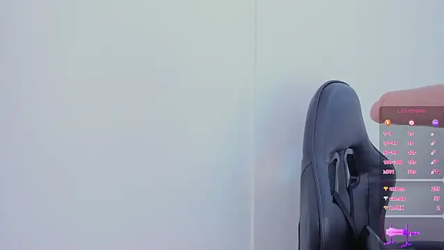 Chat XXX en directo de Kloeraize