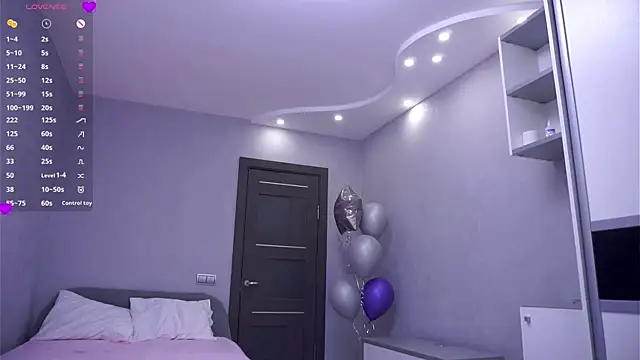 Holla_MollyのライブXXXチャット