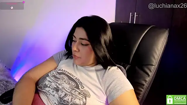 lucy26_n Live XXX chat
