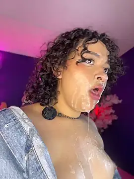 _sarahRoseのライブXXXチャット