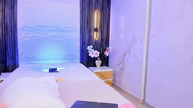 Apolo_jonnes Webcamshow