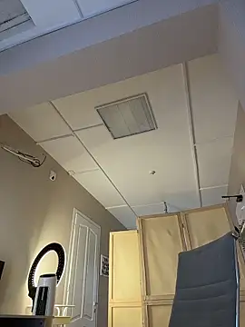 XEye_CandyX élő XXX-chatje