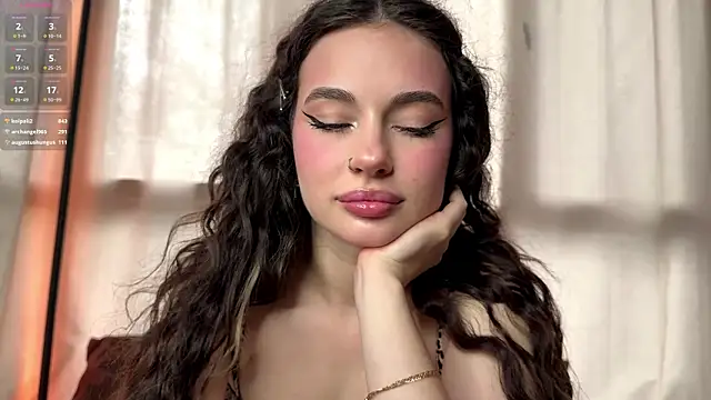 MoonfaairyのライブXXXチャット