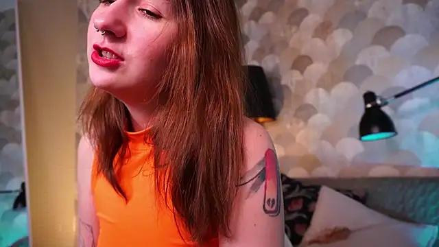 Frantease Adlı Modelin Canlı XXX Sohbeti