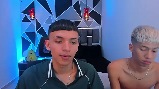 XXX chat uživo modela Juan_Nd_Steven