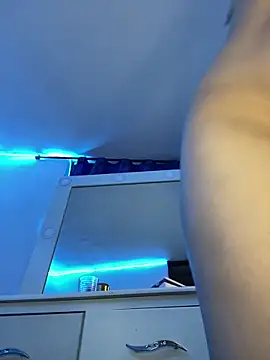 Chat XXX en directo de Luna_SofiaXX