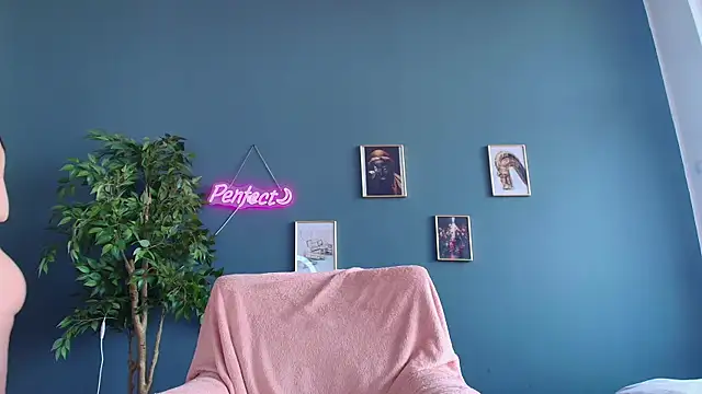 دردشة Perfect_Moans الجنسية المباشرة