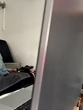 Volcaniiian Live XXX chat