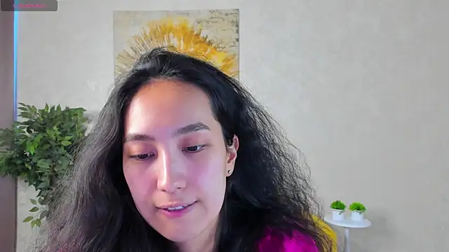 دردشة FlirtyAura الجنسية المباشرة