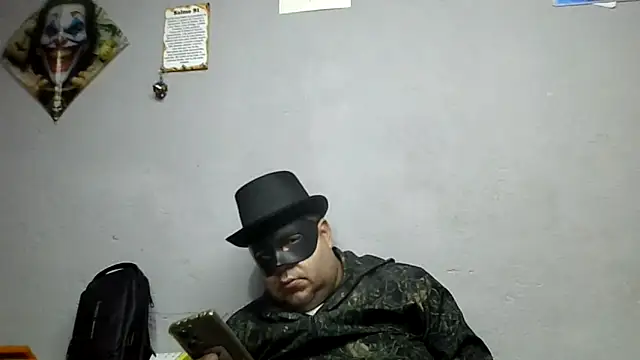 Webkamerová show UrsoBissexualPauGrosso