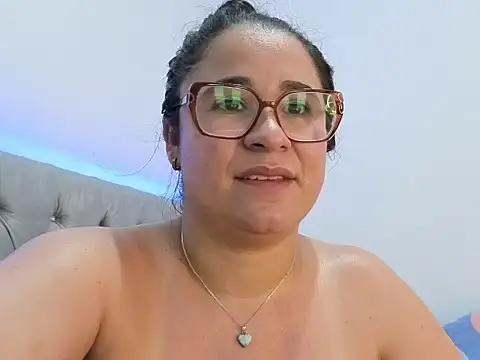 estrellajunior live XXX chat