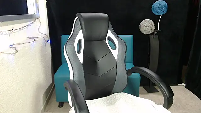 SofiaRoyal2308 라이브 XXX 채팅