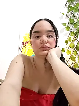 دردشة TrixieRosse الجنسية المباشرة