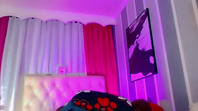 Julia_Bulette1 Show Webcam