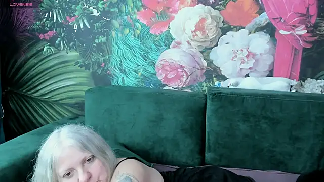 แชท XXX สดของ mariabelladonna