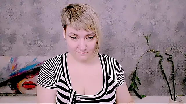 Živý XXX chat Djullia