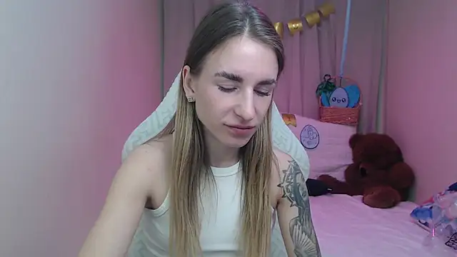 DeboraHorny Chat XXX in diretta