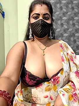 Poly_bhabi's Live XXX Chat